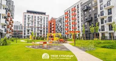 Apartamento 4 habitaciones en Kopishche, Belarús