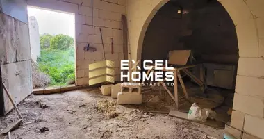 Haus 3 Schlafzimmer in Siggiewi, Malta