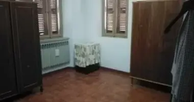 Casa 9 habitaciones en Massa Fermana, Italia