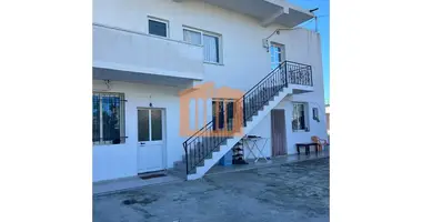 Дом 10 комнат в Дуррес, Албания