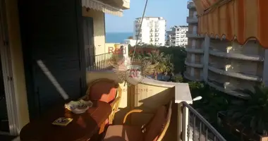 Apartamento 3 habitaciones en Colonnella, Italia