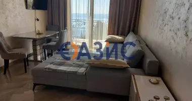 Квартира 3 комнаты в Несебр, Болгария