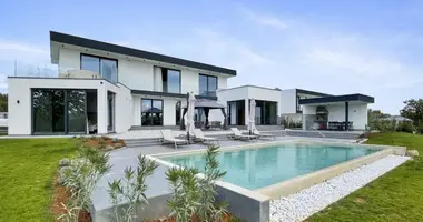 Villa 4 bedrooms in Grad Porec, Croatia