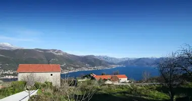 Grundstück in Lustica, Montenegro
