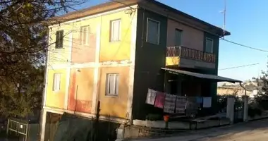 Maison de ville 9 chambres dans Terni, Italie