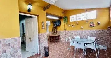 Dom 4 pokoi w Malaga, Hiszpania