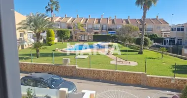 2 bedroom house in Torrevieja, Spain