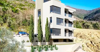 Mieszkanie 2 pokoi w Tivat, Czarnogóra