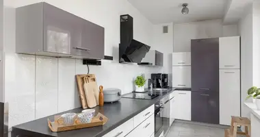 Apartamento 3 habitaciones en Varsovia, Polonia