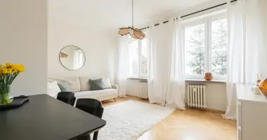 Wohnung 3 zimmer in Warschau, Polen