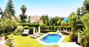 Haus 5 Schlafzimmer in Dos Hermanas, Spanien