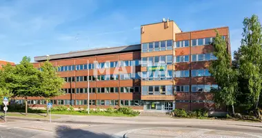 Büro 910 m² in Verwaltungsgemeinschaft Helsinki, Finnland