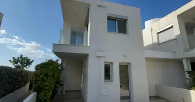 3 bedroom house in Peyia, Cyprus