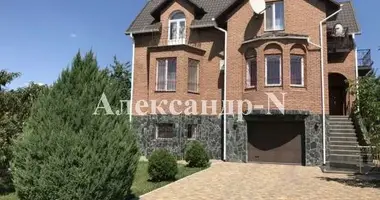 House 10 rooms in Odesa, Ukraine