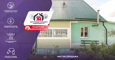 Haus in Maladsetschna, Belarus