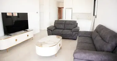 2-Schlafzimmer-Penthouse in Aradippou, Zypern