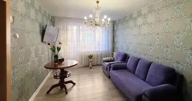 Apartamento 3 habitaciones en Saligorsk, Belarús