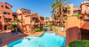 3 bedroom apartment in Ricmar, Spain