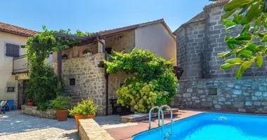Hôtel 520 m² dans Rabac, Croatie