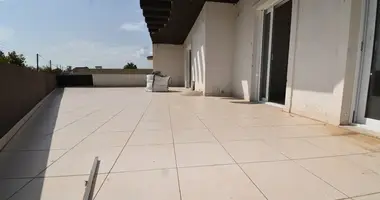 Apartamento 5 habitaciones en Loutraki Perachora Agioi Theodoroi Municipality, Grecia
