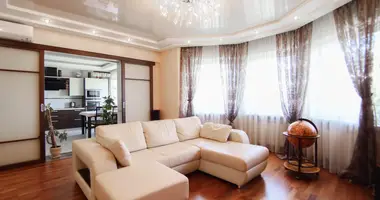 Квартира 3 комнаты в Минск, Беларусь