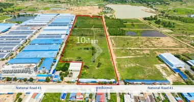 Участок земли в Kokrues, Камбоджа