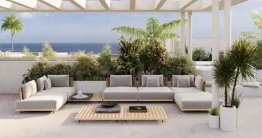 3 bedroom apartment in Estepona, Spain