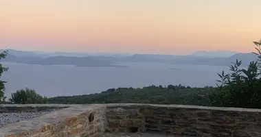 3 bedroom house in Vizitsa, Greece