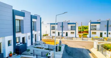 Таунхаус 3 комнаты в Girne Belediyesi, Северный Кипр