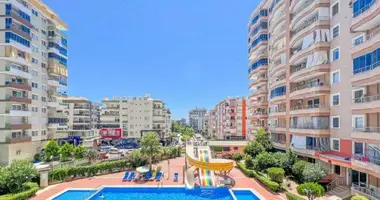 2 bedroom apartment in Mahmutlar, Turkey