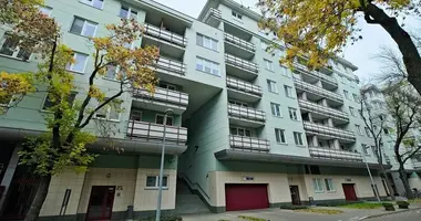 Квартира 2 комнаты в Варшава, Польша