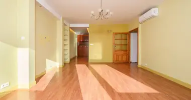 Appartement 5 chambres dans Varsovie, Pologne