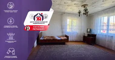 Apartamento 2 habitaciones en Maladetchna, Belarús