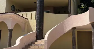 Кондо в Jose Santos Guardiola, Гондурас