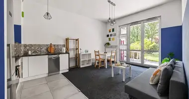 Квартира 2 комнаты в Варшава, Польша