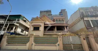 Willa 6 pokojów w Sangkat Boeng Keng Kang Ti Pir, Kambodża