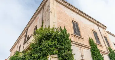 Commercial property 600 m² in Gallipoli, Italy