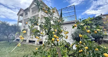Maison 10 chambres dans Tivat, Monténégro