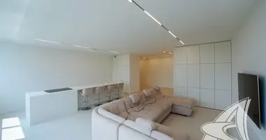 Квартира 4 комнаты в Брест, Беларусь