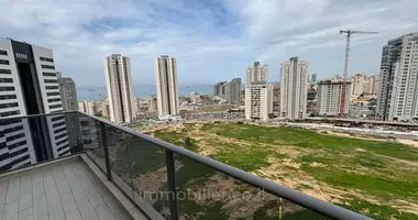 Apartamento 5 habitaciones en Asdod, Israel