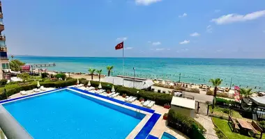 2 bedroom apartment in Mezitli, Turkey