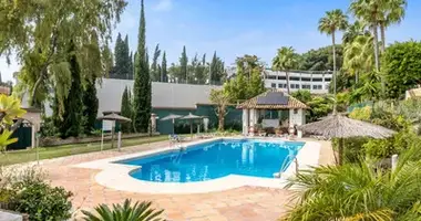 Apartamento 2 habitaciones en San Pedro Alcantara, Španjolska