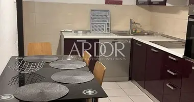 Квартира 2 спальни в Риека, Хорватия