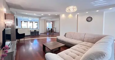 Apartamento 4 habitaciones en Varsovia, Polonia