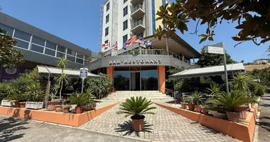 Propiedad comercial 337 m² en Bashkia Vlore, Albania