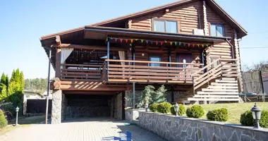 Haus in Papiarnianski sielski Saviet, Belarus