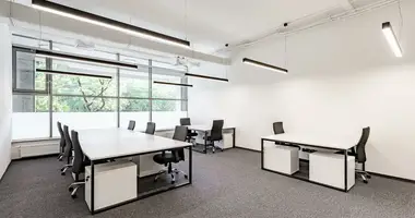 Propiedad comercial 121 m² en Varsovia, Polonia