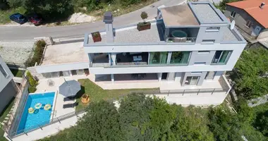 Villa in Kavac, Montenegro