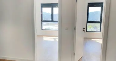 Квартира 2 спальни в 3, Черногория