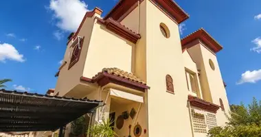 Haus 5 Schlafzimmer in Benalmadena, Spanien